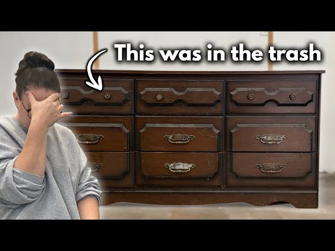 Видео: Я спас этот придорожный комод | Вы не поверите, как он преобразился!