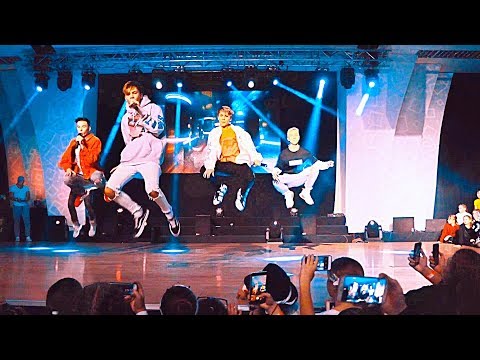 Видео: DSIDE BAND - Девочка Космос | Выступление на Feel The Beat