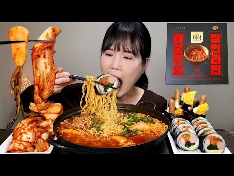 Видео: мукбанг, пряный, кимчи, ramen. АСМР.