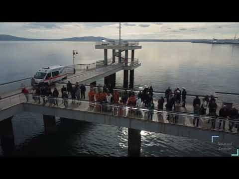 Видео: Хвърляне на кръста на Йордановден 2024 г. в Бургас