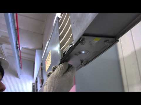 Видео: Монтаж распределительного шинопровода отечественного производителя ЕАЕ