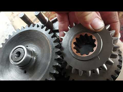 Видео: Уаз 3303  (ремонт раздатки)