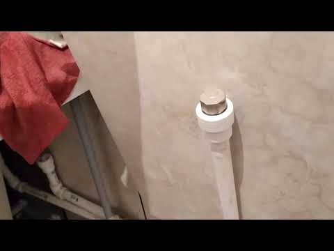 Видео: Санузел почти готов...