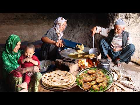 Видео: Древние любовники в пещерах Бамиана | Секрет вкуснейшего местного травяного куку! 🌿🔥
