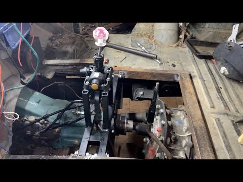 Видео: Уаз-469. Кулиса МЕРСЕДЕС на УАЗ. Кпп 711.110