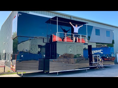 Видео: Потрясающий дом на колесах-трансформер стоимостью 1/2 миллиона фунтов стерлингов!