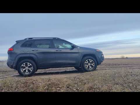Видео: Для чего нужен джип чероки треил Хок  Cherokee trailhawk.