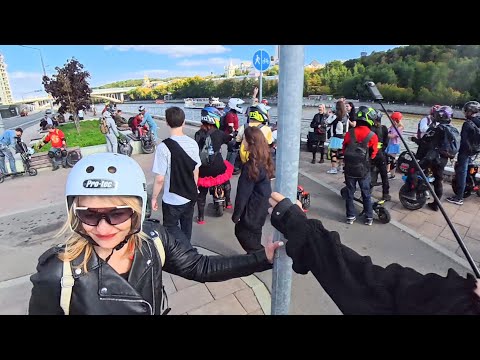 Видео: 07 сентября 2025. Большая ПОКАТУШКА на моноколесах по Москве - первое воскресенье сентября.