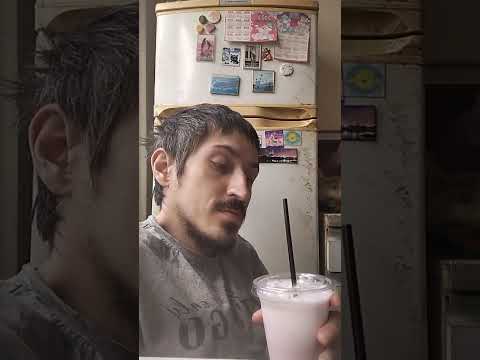 Видео: молочный коктейль малина -зефир