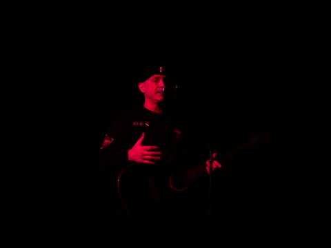 Видео: Новые песни В. Леонова 02.11.2019 на концерте в Череповце