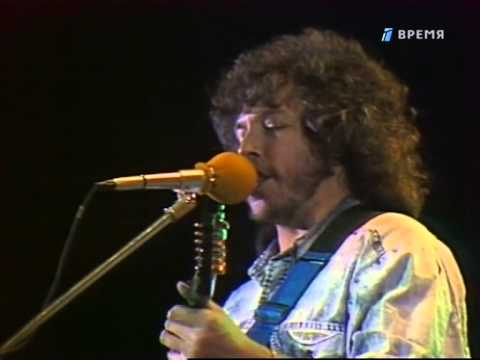 Видео: Машина Времени - Она идет по жизни смеясь (1989)