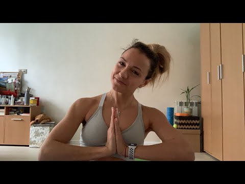 Видео: Онлайн-тренировка BODY&MIND с Екатериной Демидовой / 14 апреля 2020 / X-Fit