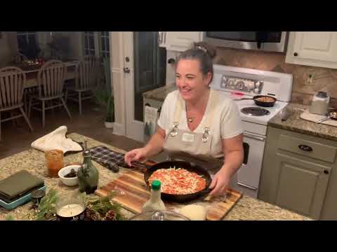 Видео: Домашнее тесто для пиццы, приготовленное в вашей хлебопечке. Очень просто, и вам больше никогда н...