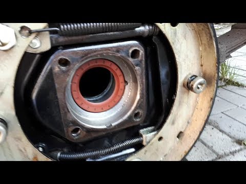 Видео: "ВОЛГА". Замена сальника полуоси