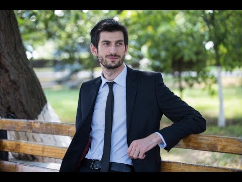 Видео: Молодое лицо успеха - Алихан Динаев