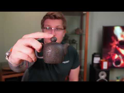 Видео: Новый мастер исинской керамики Ин Лянлян