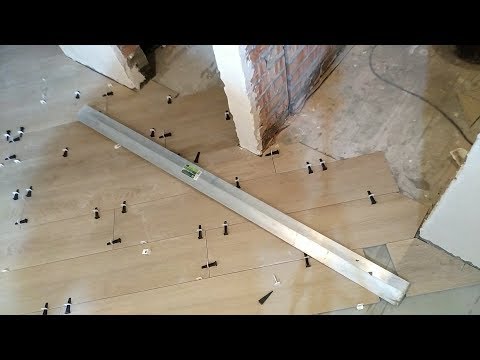 Видео: Где должен быть стык двух напольных покрытий? Точная разметка.