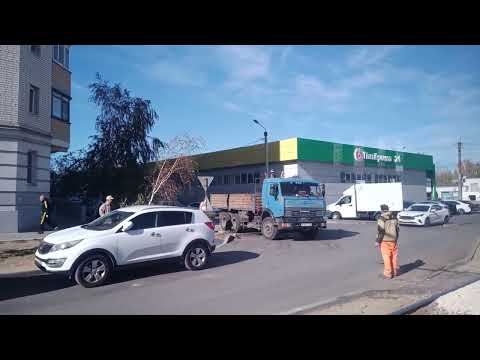 Видео: Волгоград из окна трамвая. От Кубанской до Шекснинской