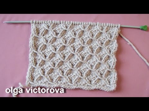 Видео: Рельефный узор крупными сотами 426 Узоры спицами