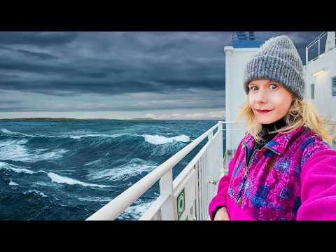 Видео: Путешествие на пароме по самому опасному морю в мире