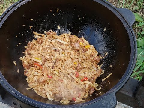 Видео: мясо с лапшой по китайски в казане