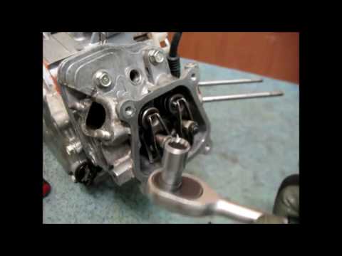 Видео: Как отрегулировать клапана на двигателе\HONDA GX160\ How to adjust valves on 4-stroke engine