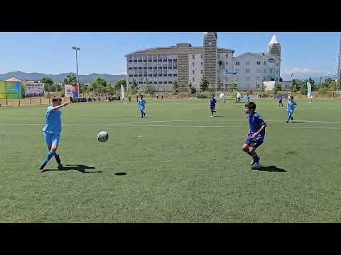 Видео: Эльбрус Нальчик 2014 - Школа №31 2014. Турнир Сбербанка. Июнь 2025г.