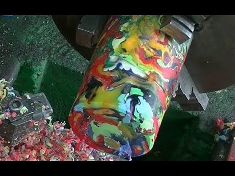 Видео: Как плавить цветной пластик Плавим детские игрушки
