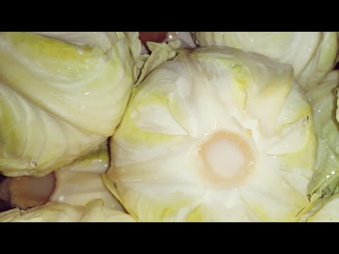 Видео: САМЫЙ БЫСТРЫЙ И ПРОСТОЙ СПОСОБ ЗАСАЛИТЬ КАПУСТУ — ПОЛЕЗНЫЙ И ТРАДИЦИОННЫЙ