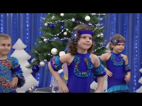 Видео: Новогодний утренник 2016 в старшей группе Муз рук  Леонтович С  В