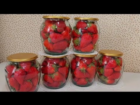 Видео: БЕЗ заморозки! БЕЗ варки! Так я сохраняю клубнику свежей в течение 1 года! #клубника