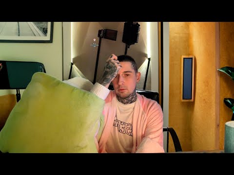 Видео: Bumble Beezy о Oxxxymiron, Roux, Вписка, Buster, OG Buda, Obladaet, Morgenshtern