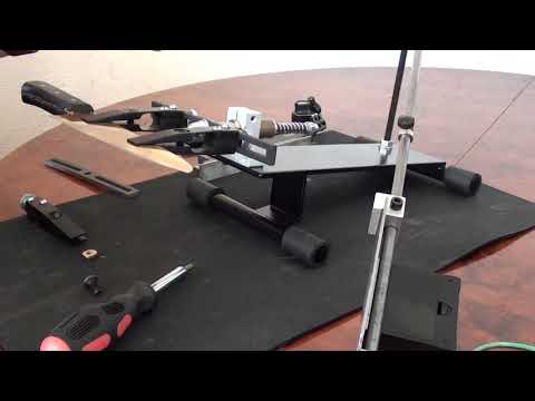 Видео: Точилка с поворотным механизмом  премиум класса.Губки  с плавающей гайкой.