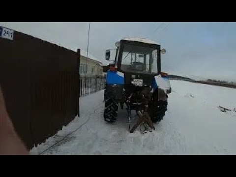 Видео: Запуск трактора в эти морозы: -42