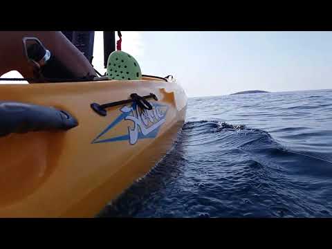 Видео: KAYAK TROLING - Thasos Grece 09.09.2017 Каяк тролинг на о. Тасос, Гърция