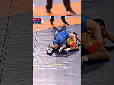 Видео: Победил 5-кратного чемпиона мира😍🦁🇮🇷 #wrestling #freestylewreslting #iran #shorts