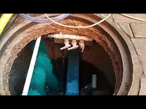 Видео: Решение проблемы канализации дома (очистная система из бетонных колец)