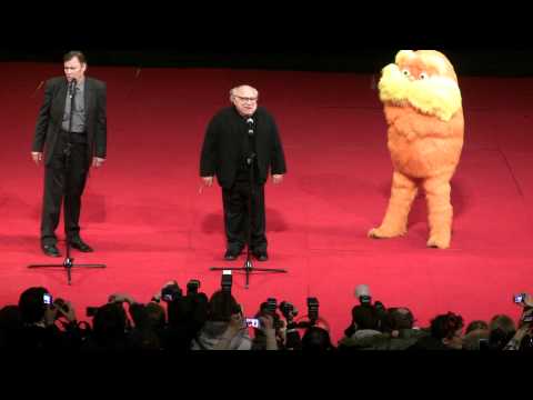 Видео: Danny DeVito The Lorax Moscow Premiere Дэнни ДеВито в Москве