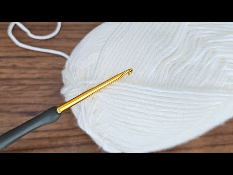 Видео: Я вяжу крючком уже много лет! Никогда не видела такого узора. Простой крючковый стежок