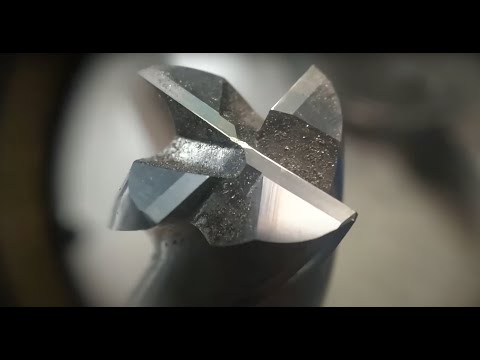 Видео: Обработка стали на хоббийном ЧПУ фрезере | #НочнаяСмена