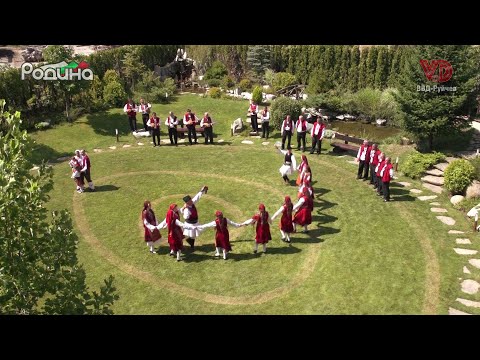 Видео: "Китка от народни песни" - МФПГ "Десилица", гр. Добринище/"Kitka ot narodni pesni" - MFPG "Desilica"