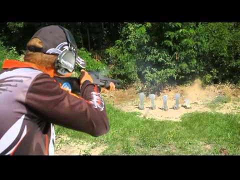 Видео: Арсенал: обзор ружья Mossberg 590