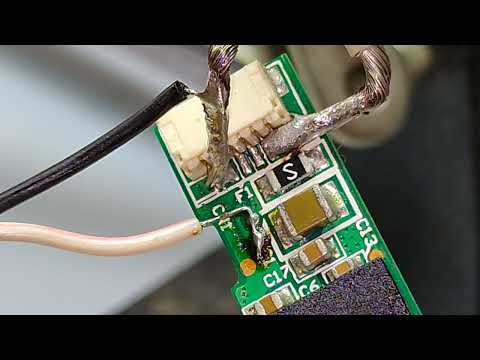 Видео: Как запитать инвертор подсветки матрицы ноутбука / диагностика ламп подсветки монитора #безмонтажа