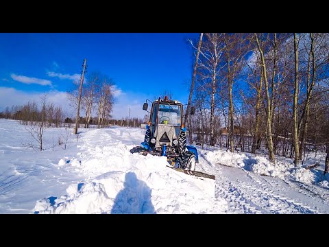 Видео: Чистим ночью, чистим днем! МТЗ 82 1 на дороге!