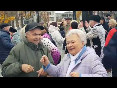 Видео: 26 октября 2025  ТИ КАРТИНА МОЯ,МАЛЮВАВ ТЕБЕ Я!!!#kharkiv 