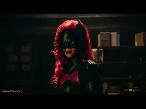 Видео: Флэш, Стрела и Супергёрл в лечебнице Аркхема  Первое появление Бэтвумен | Часть 2