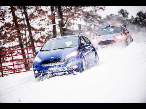 Видео: Уничтожьте Ford Fiesta ST! | Скольжения, ухабы и прыжки на ралли в 100-акровом лесу