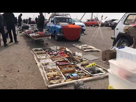 Видео: Актобе. МалБазар . Скотный двор. Так можно и вегетарианцем стать))). Почти блошиный рынок