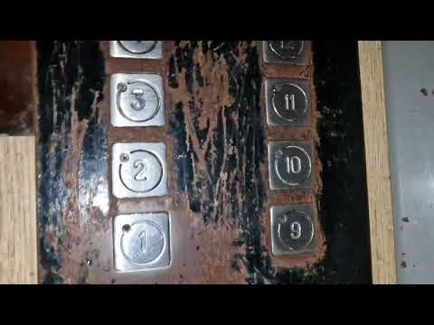 Видео: 🔥Старые лифты в П-44! 🏠Дом 1999-го, построенный по реновации! Лифты КМЗ(Q=400/630, V=1.0, 1999 г.в.)