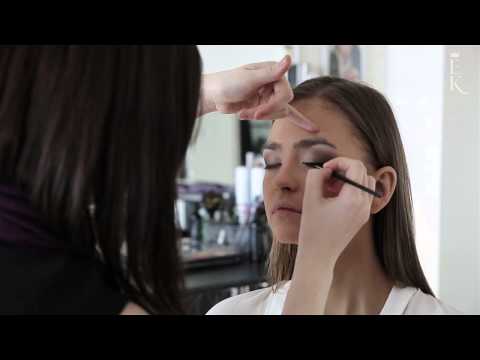 Видео: Урок по макияжу: голливудский макияж на косметике масмаркет